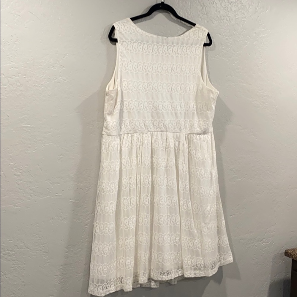 Forever Woman white lace dress size 18.